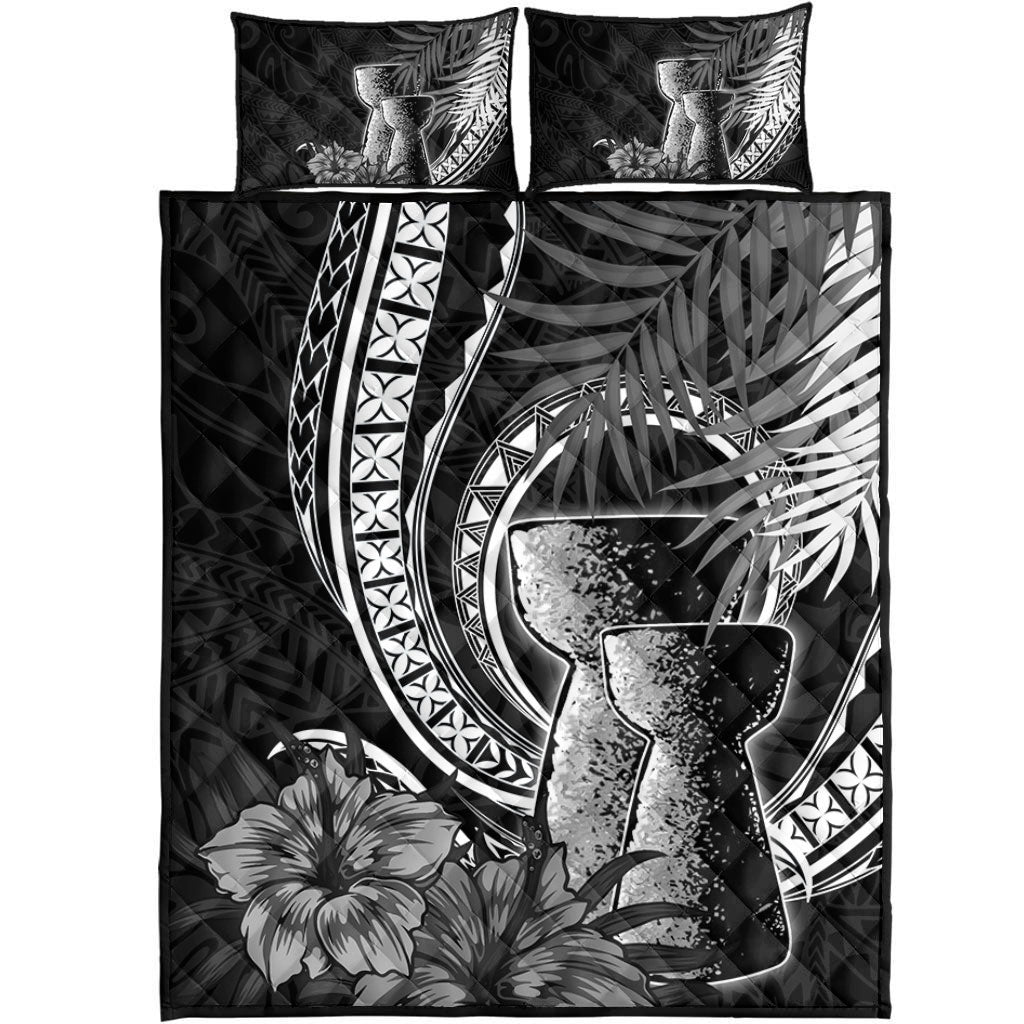 Guam Quilt Bed Set Tribal Latte Stone Tropical Style