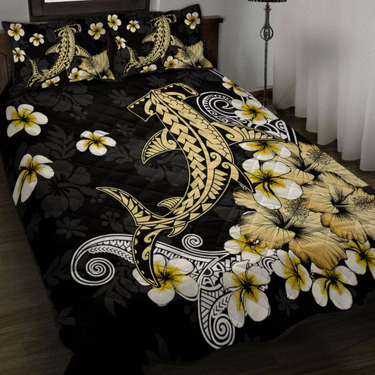 Hawaii Quilt Bed Set Hammerhead Shark Gold Tropical