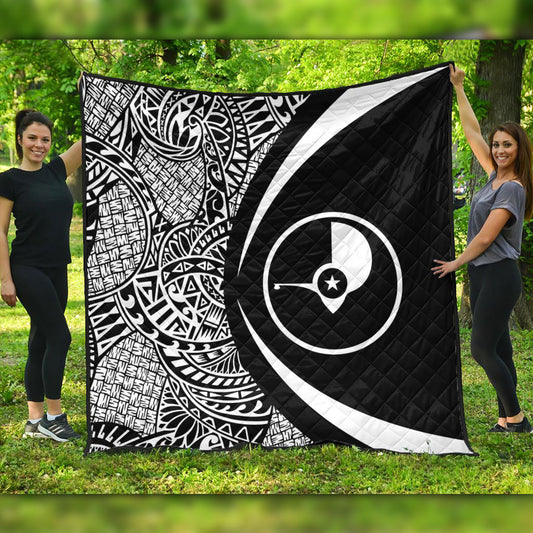 Yap State Premium Quilt Lauhala White Circle Style
