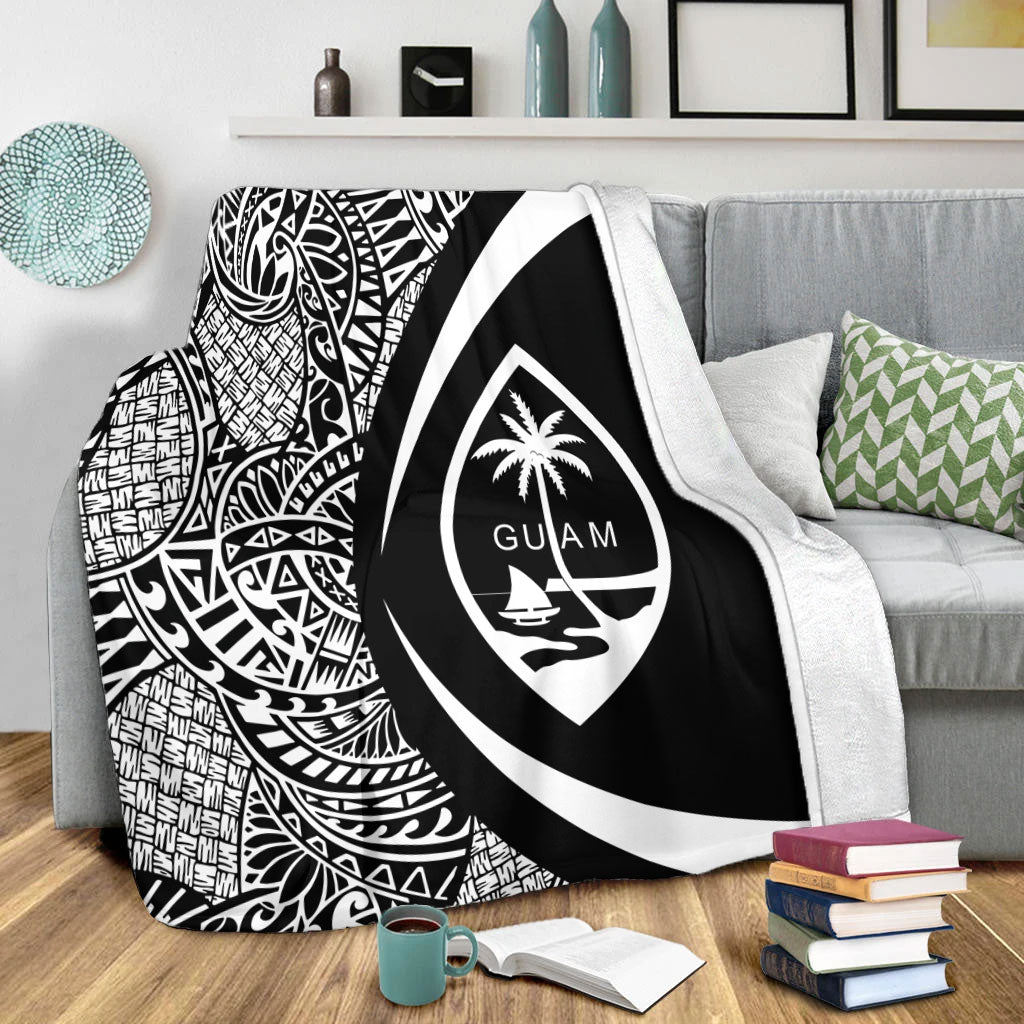 Guam Premium Blanket Lauhala White Circle Style