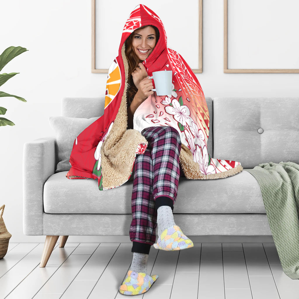 Tahiti Hooded Blanket Polynesian Pattern Style White Flowers