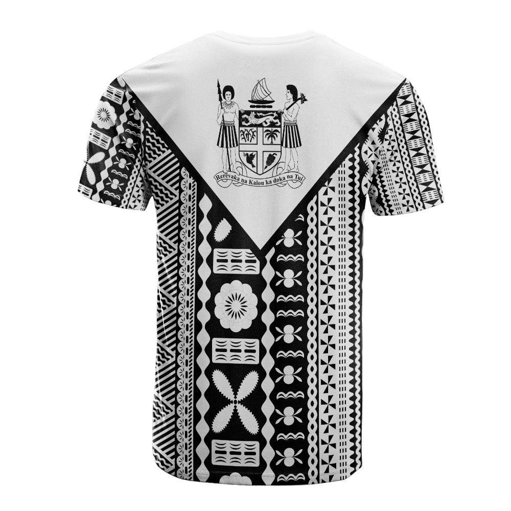 Fiji Rugby Tapa T-Shirt Fiji Flag Coat Of Arms Pattern