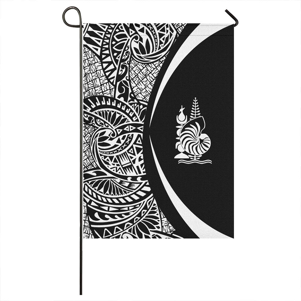New Caledonia Garden Flag Lauhala Circle White
