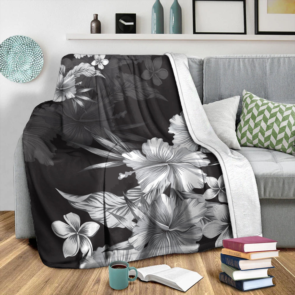 Hawaii Premium Blanket Hibiscus And Plumeria B&W