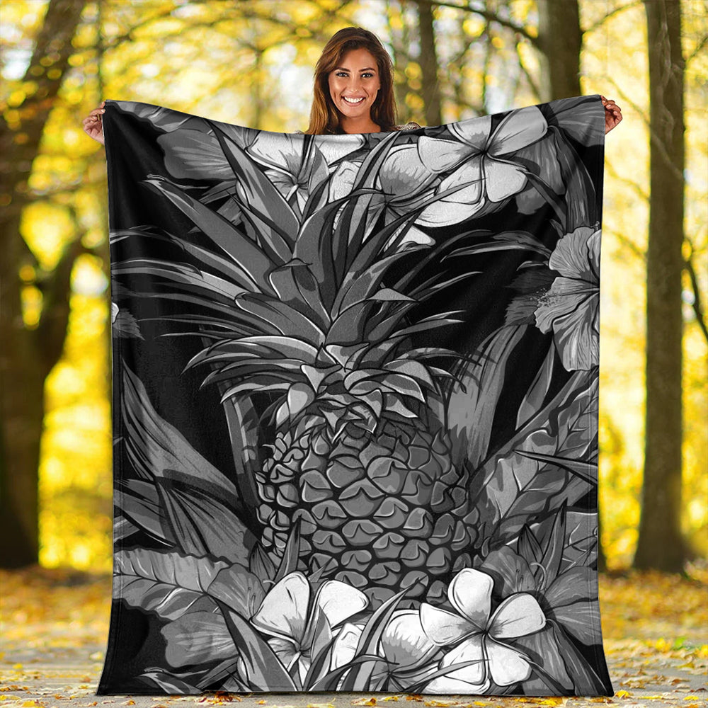 Hawaii Premium Blanket Pineapple Hibiscus Black And White