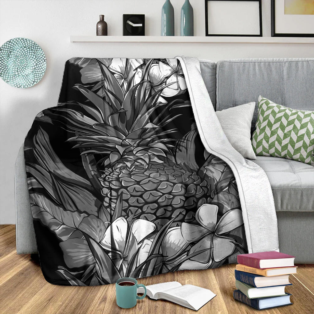 Hawaii Premium Blanket Pineapple Hibiscus Black And White