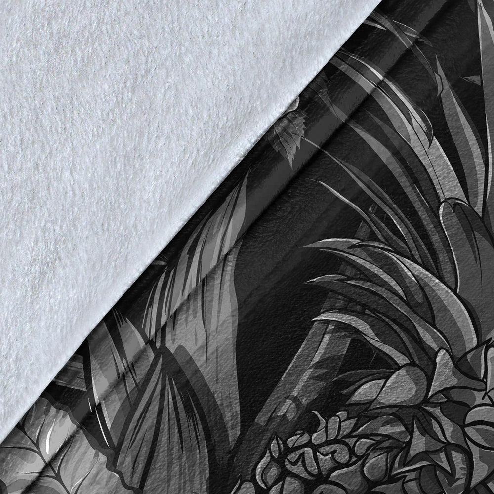 Hawaii Premium Blanket Pineapple Hibiscus Black And White