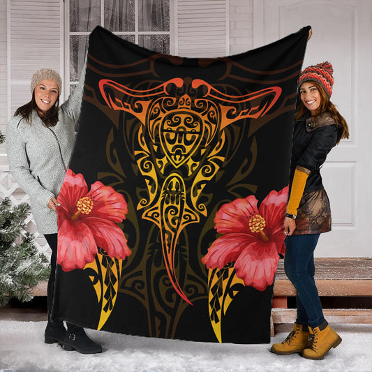 Hawaii Premium Blanket Polynesian Hibiscus Animal