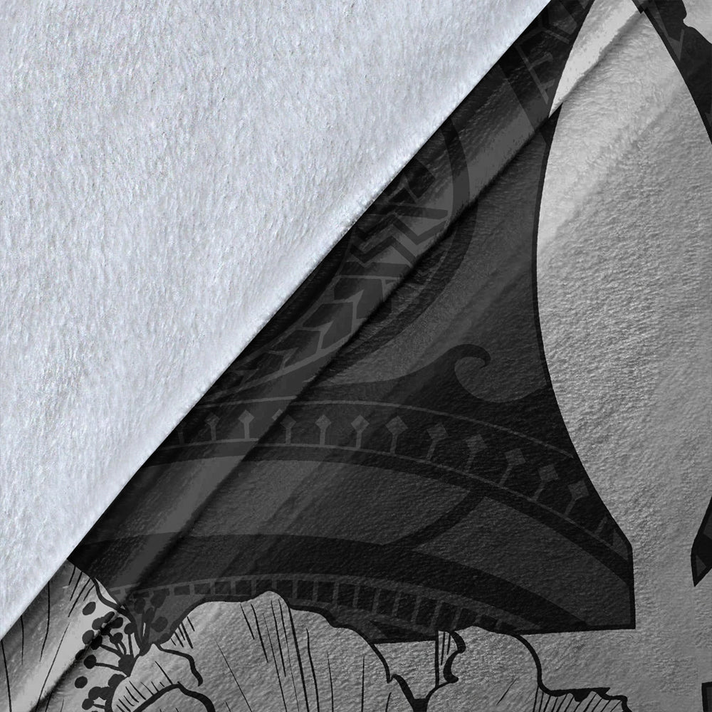 Hawaiian Premium Blanket Kanaka Maoli Hibiscus Polynesian Love Gray