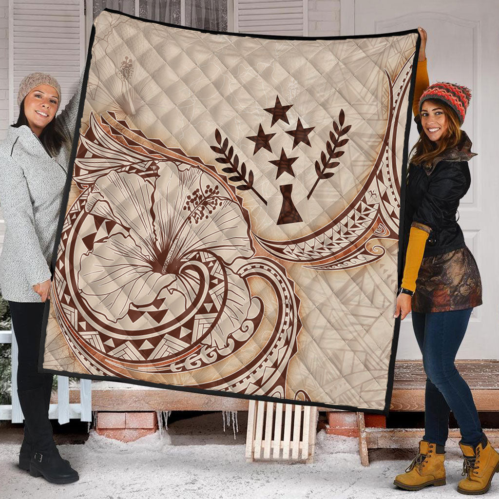 Kosrae Premium Quilt Hibiscus Flower Vintage Style