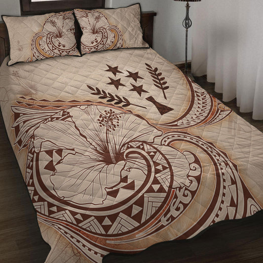 Kosrae Quilt Bed Set Hibiscus Flower Vintage Style