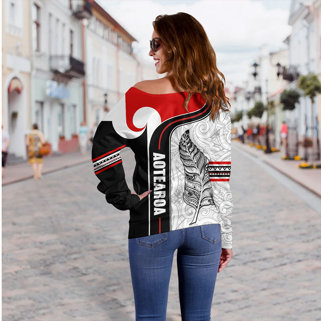 New Zealand Off Shoulder Sweatshirt  Maori Aotearoa Silver Fern Symbols Tattoo