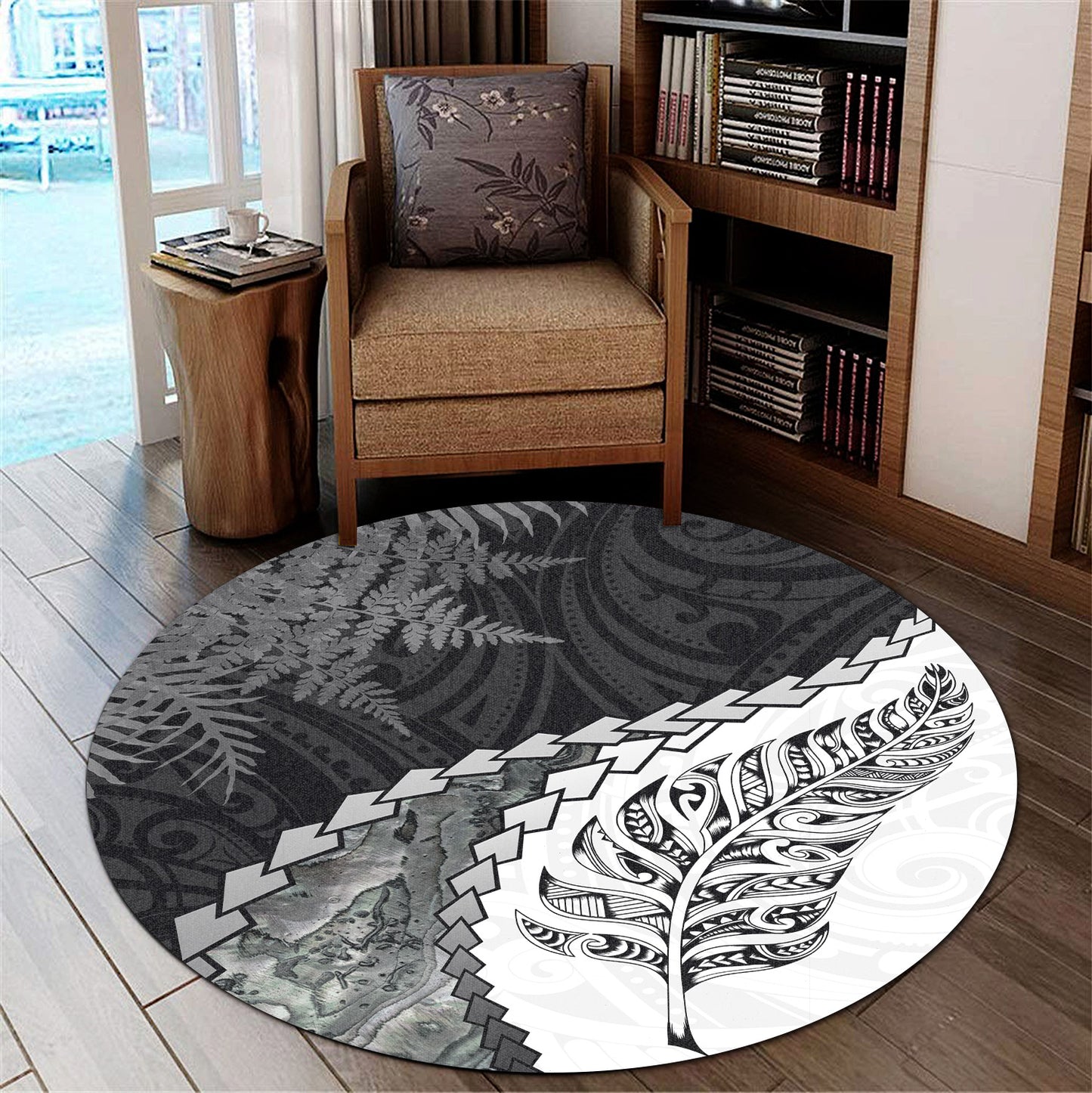 New Zealand Round Rug Silver Fern Maori Pattern