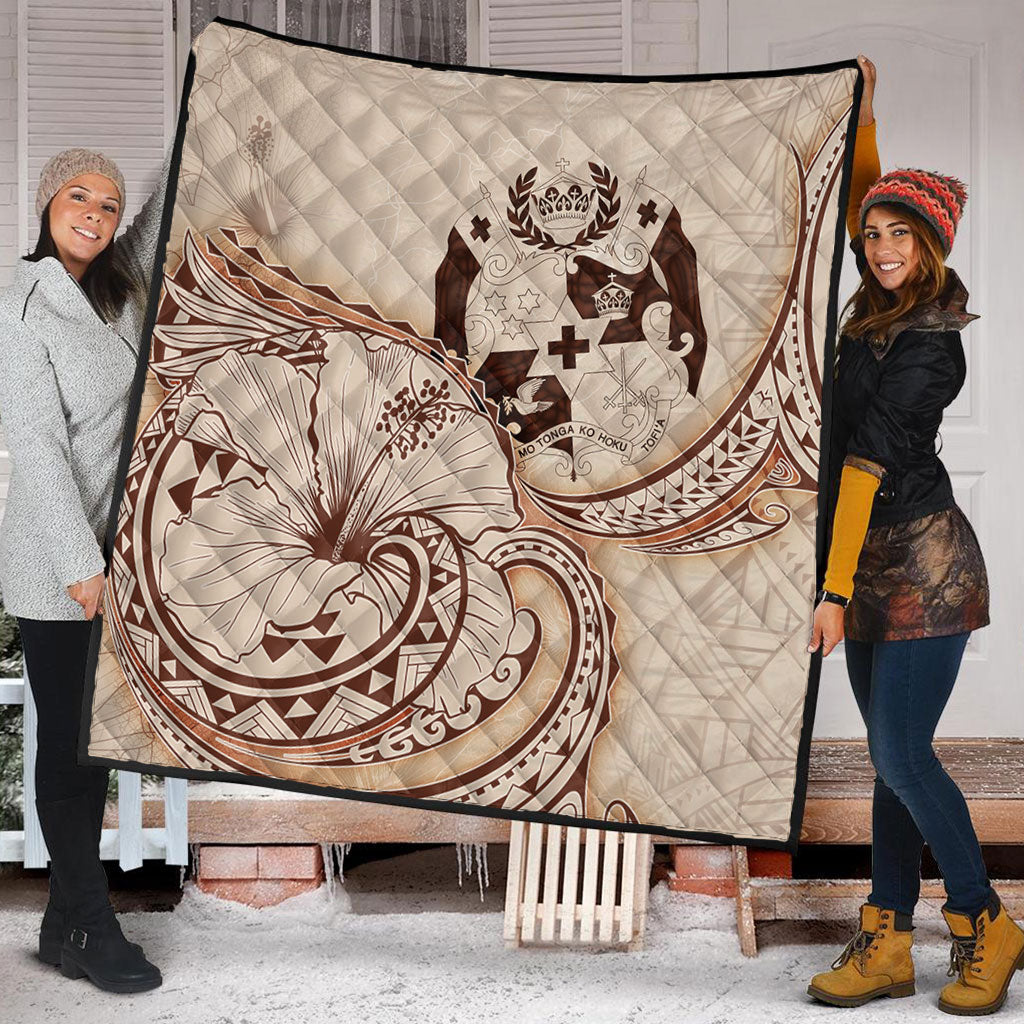 Tonga Premium Quilt Hibiscus Flower Vintage Style