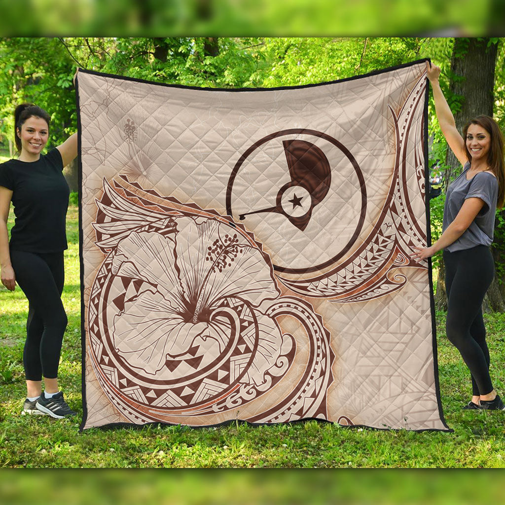 Yap State Premium Quilt Hibiscus Flower Vintage Style