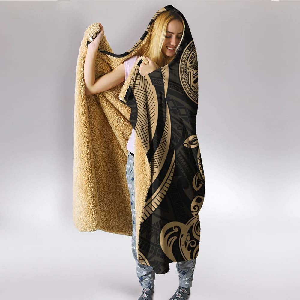 American Samoa Hooded Blanket - Gold Tentacle Turtle