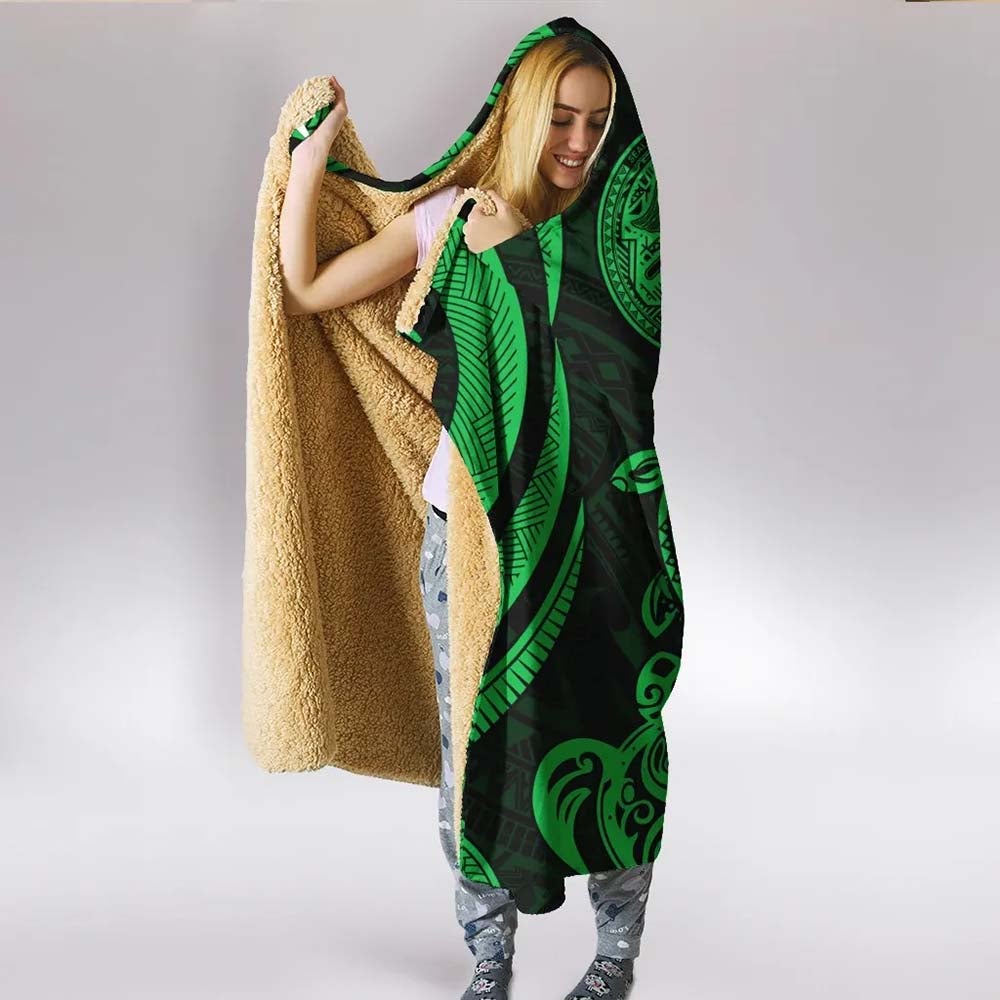 American Samoa Hooded Blanket - Green Tentacle Turtle