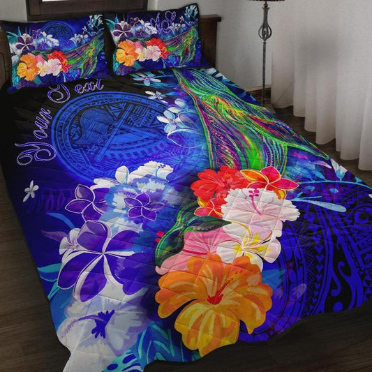 American Samoa Polynesian Custom Personalised Quilt Bed Set - Humpback Whale with Tropical Flowers (Blue)