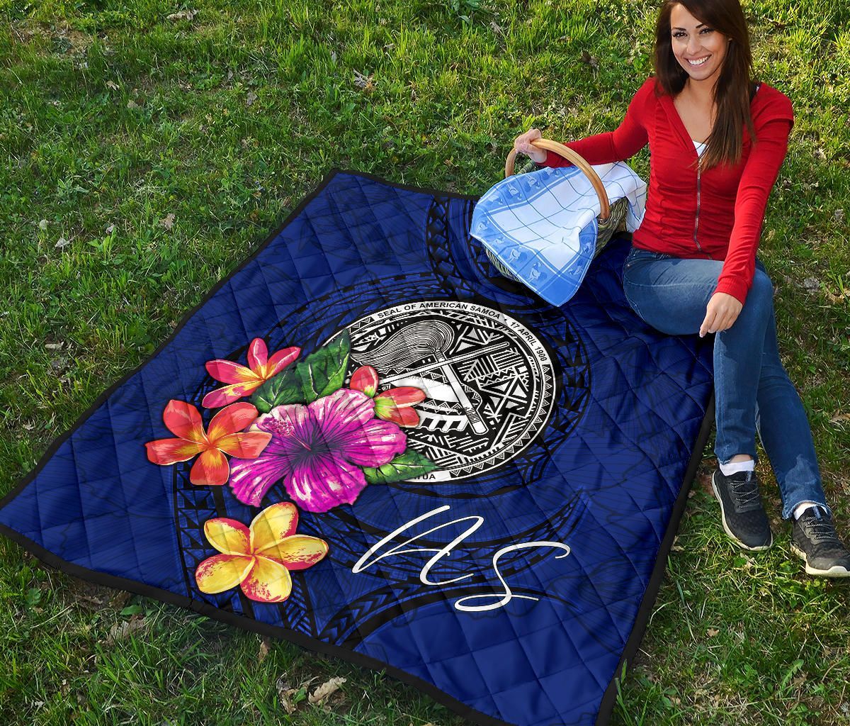 American Samoa Polynesian Premium Quilt - Floral With Seal Blue