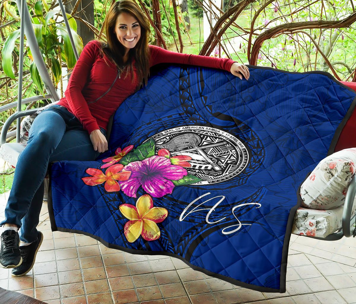 American Samoa Polynesian Premium Quilt - Floral With Seal Blue