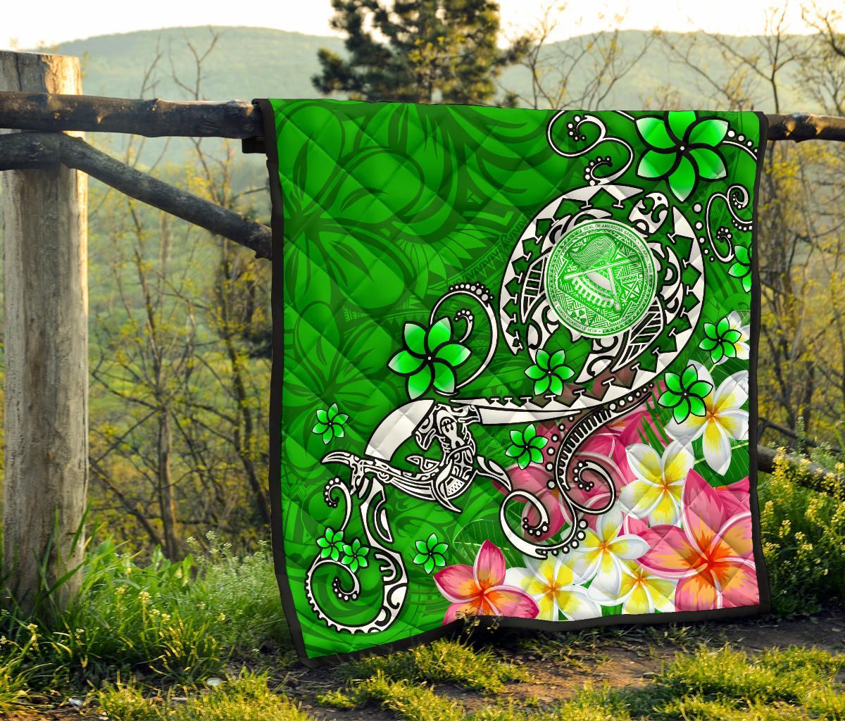 American Samoa Polynesian Premium Quilt - Turtle Plumeria (Green)