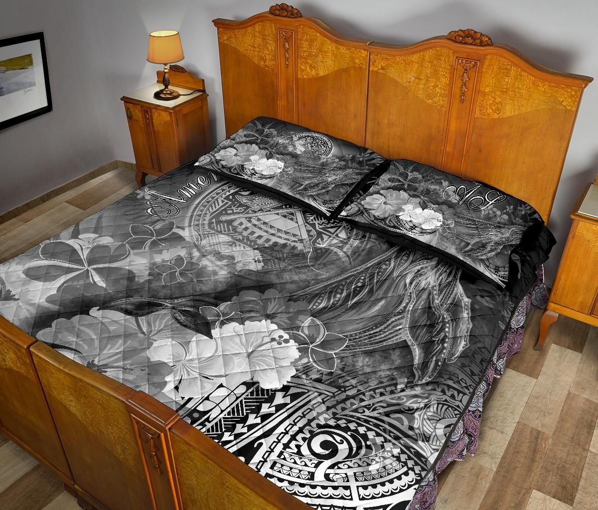 American Samoa Polynesian Quilt Bed Set - Humpback Whale with Tropical Flowers (White)