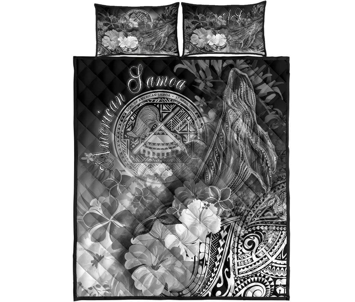 American Samoa Polynesian Quilt Bed Set - Humpback Whale with Tropical Flowers (White)