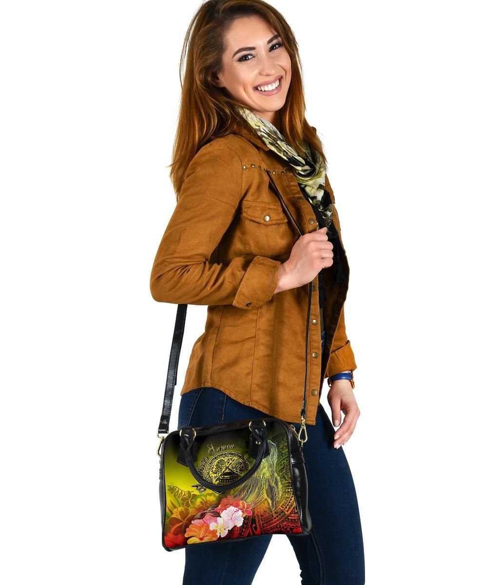 American Samoa Polynesian Shoulder Handbag - Humpback Whale With Tropical Flowers