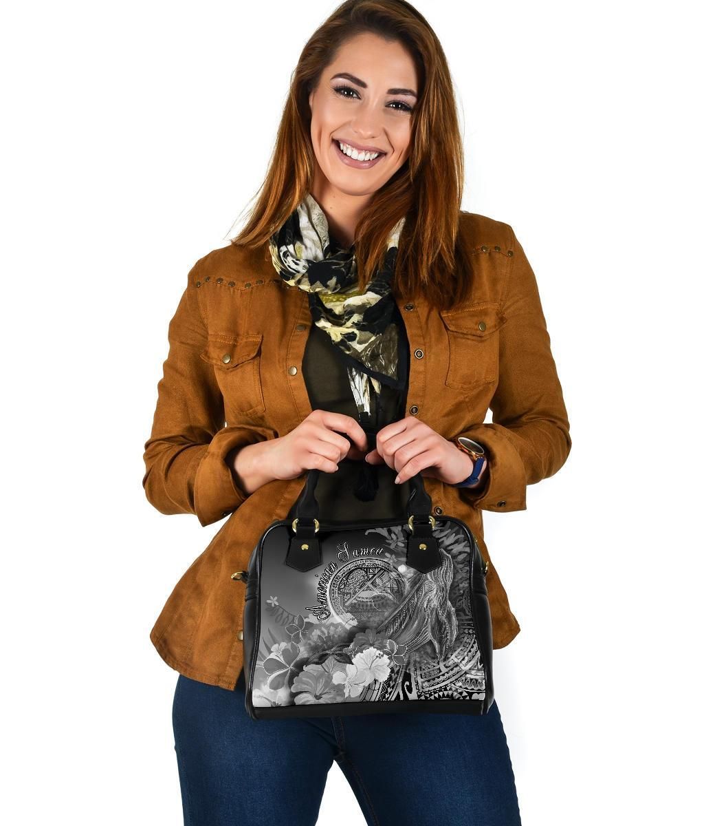 American Samoa Polynesian Shoulder Handbag - Humpback Whale With Tropical Flowers (White)