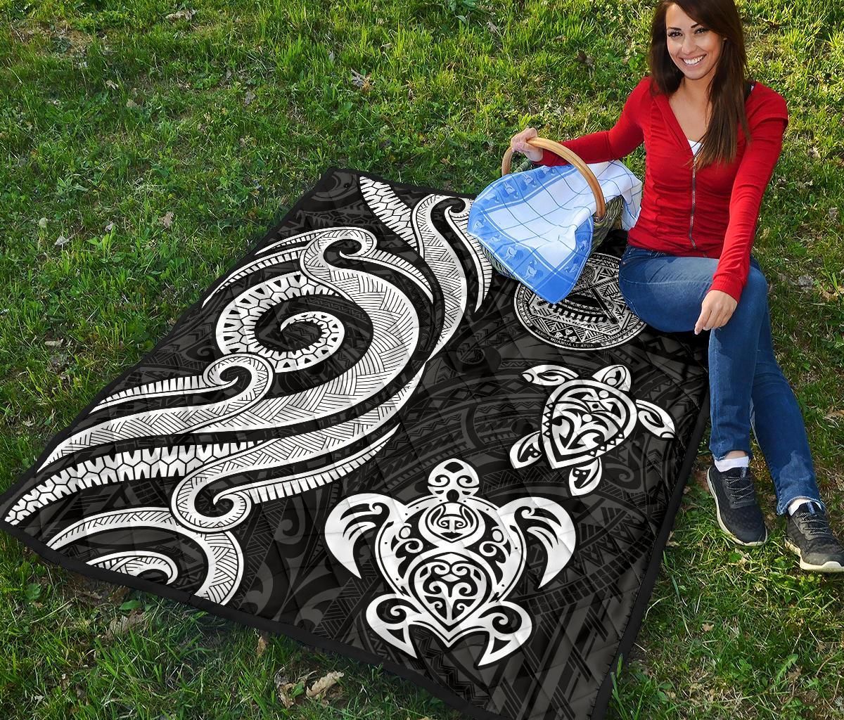 American Samoa Premium Quilt - White Tentacle Turtle