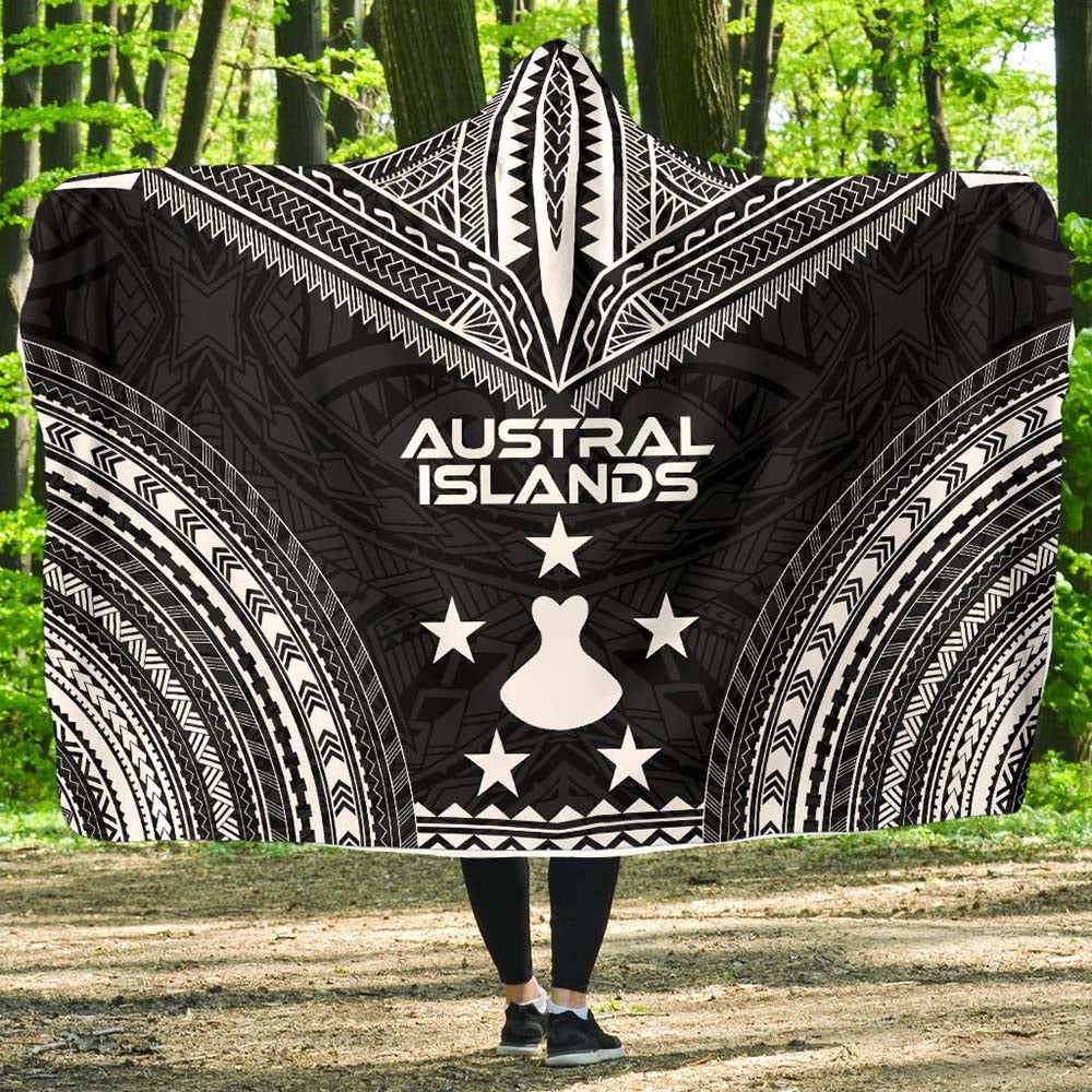 Austral Islands Polynesian Chief Hooded Blanket - Black Version