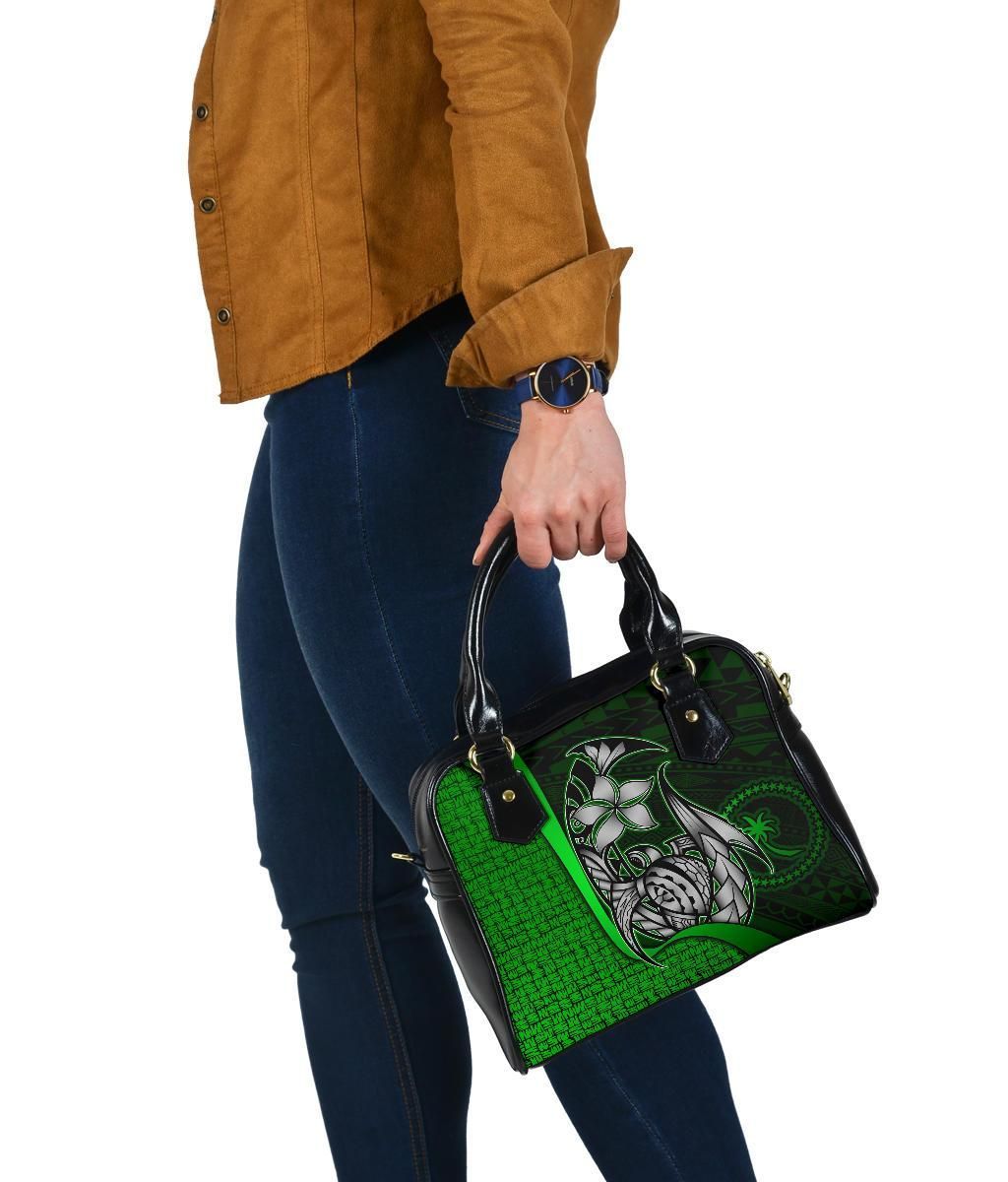 Chuuk Micronesia Shoulder Handbag Green - Turtle With Hook