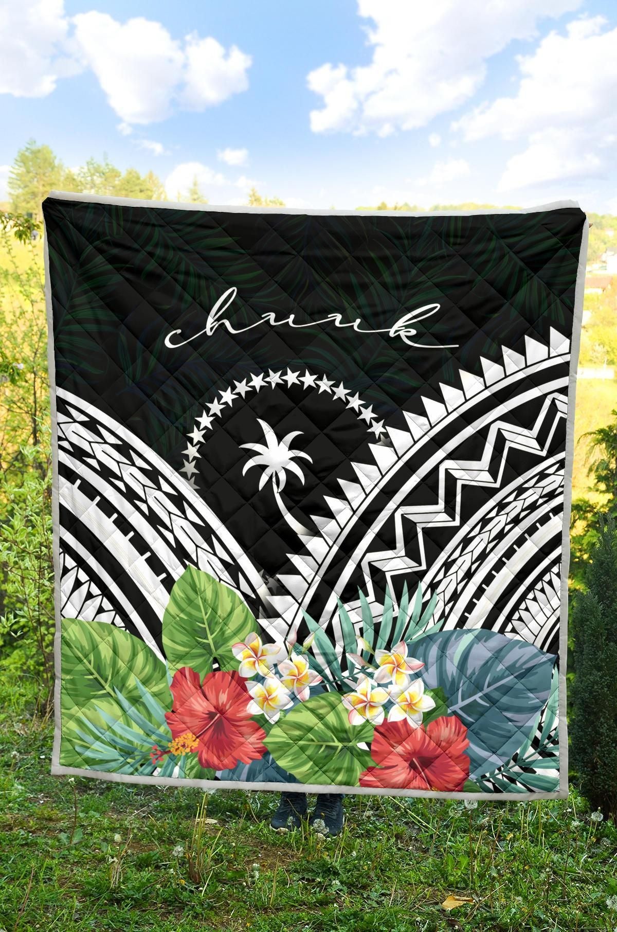Chuuk Premium Quilt - Chuuk Coat of Arms & Polynesian Tropical Flowers White