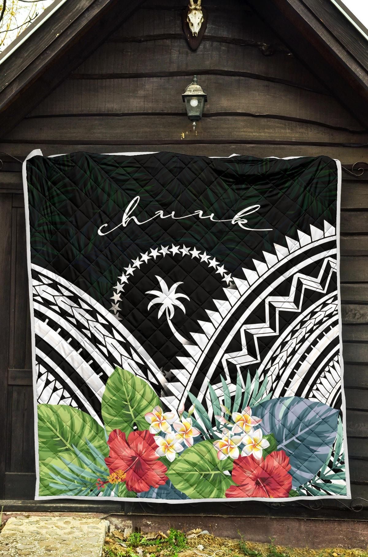 Chuuk Premium Quilt - Chuuk Coat of Arms & Polynesian Tropical Flowers White
