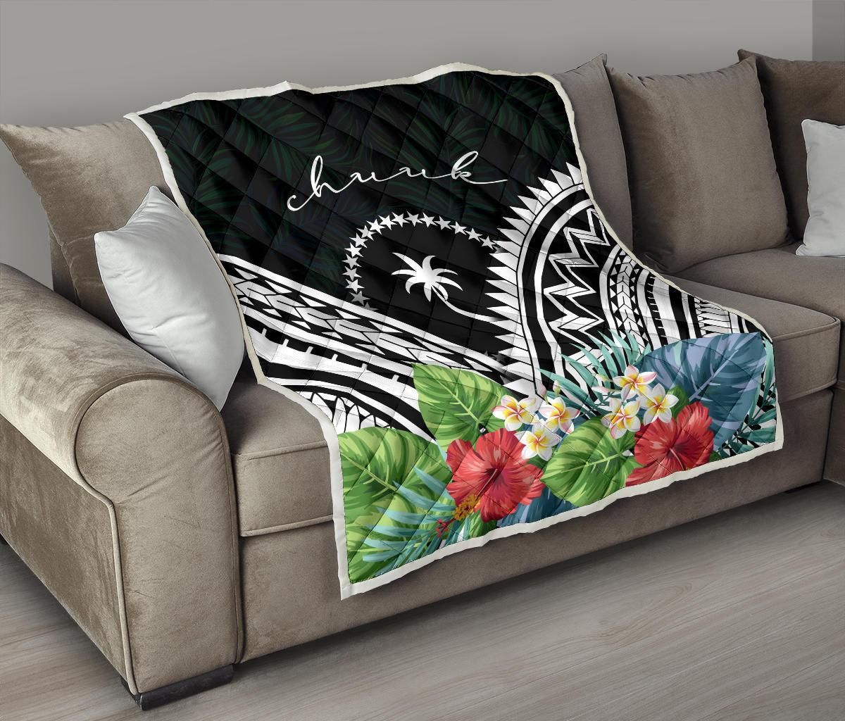 Chuuk Premium Quilt - Chuuk Coat of Arms & Polynesian Tropical Flowers White