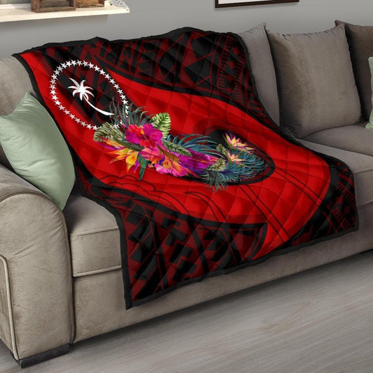 Chuuk Premium Quilt - Polynesian Hook And Hibiscus (Red)
