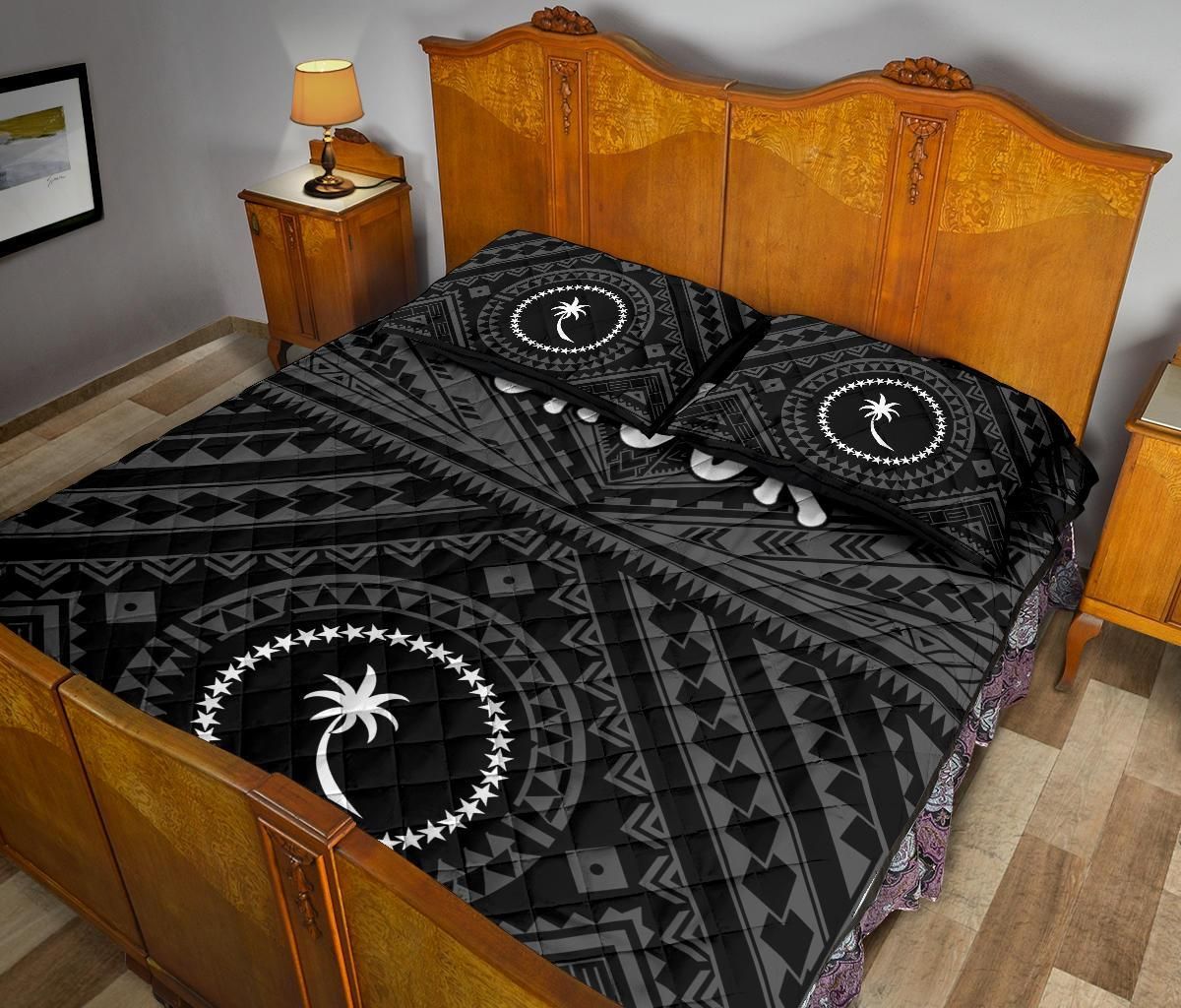 Chuuk Quilt Bed Set - Chuuk Seal With Polynesian Tattoo Style ( Black)