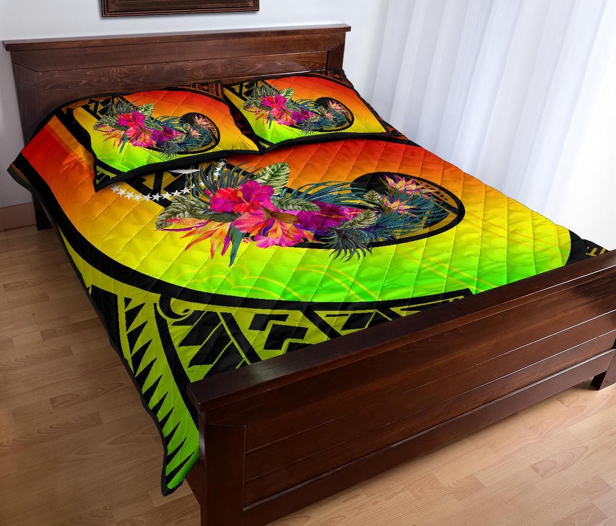 Chuuk Quilt Bed Set - Polynesian Hook And Hibiscus (Reggae)