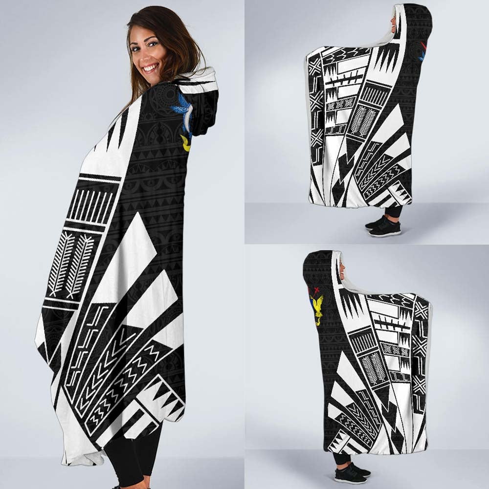 Cook Islands Hooded Blanket - Polynesian Tattoo Black