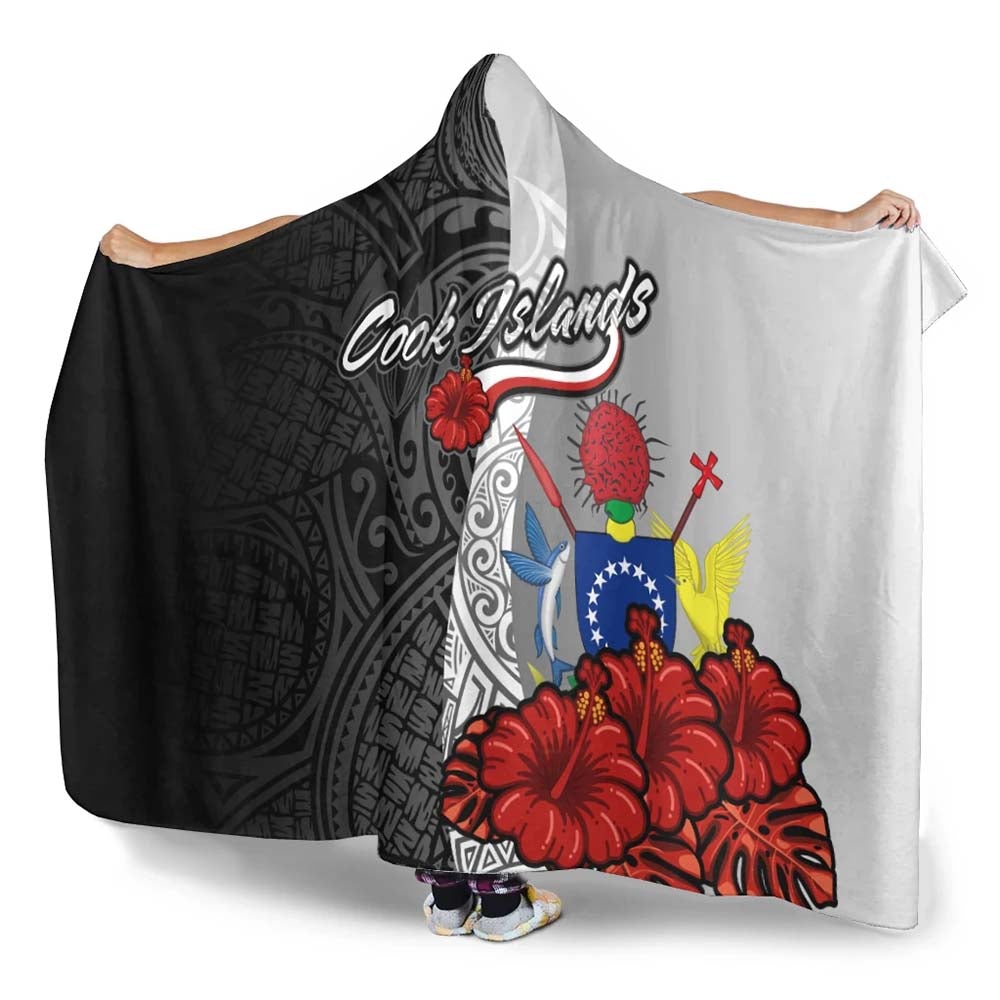 Cook Islands Polynesian Hooded Blanket- Coat Of Arm With Hibiscus White