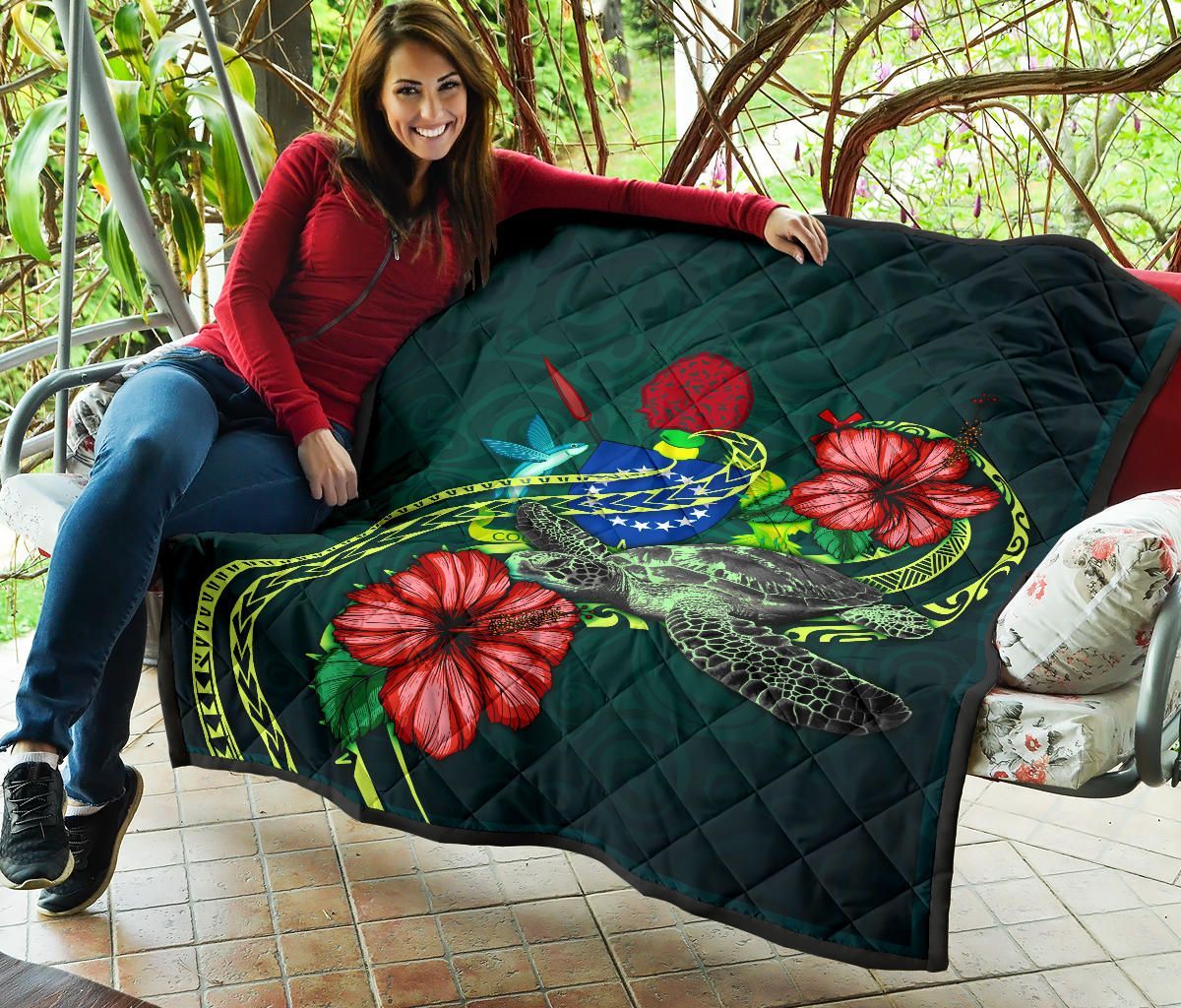 Cook Islands Polynesian Premium Quilt - Green Turtle Hibiscus
