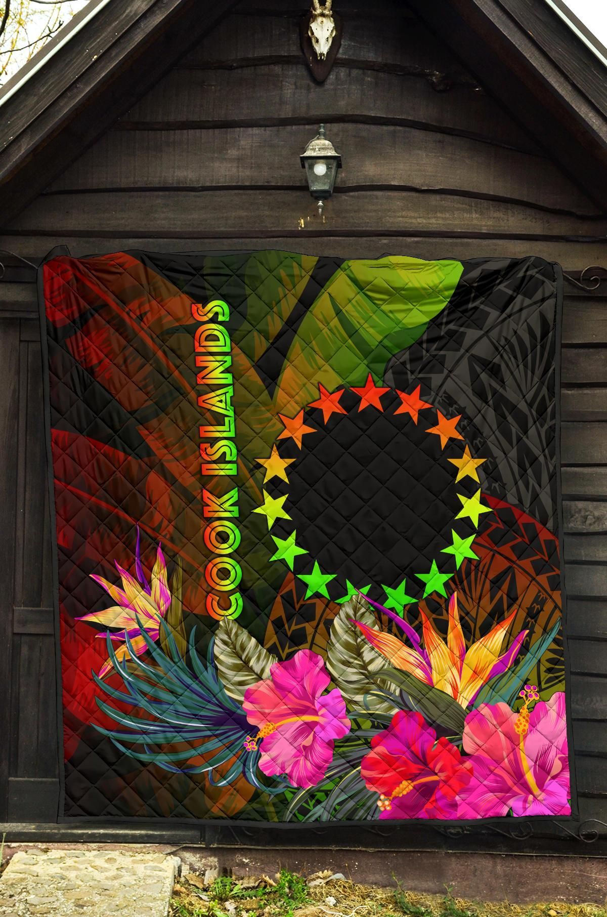 Cook Islands Polynesian Premium Quilt -  Hibiscus and Banana Leaves