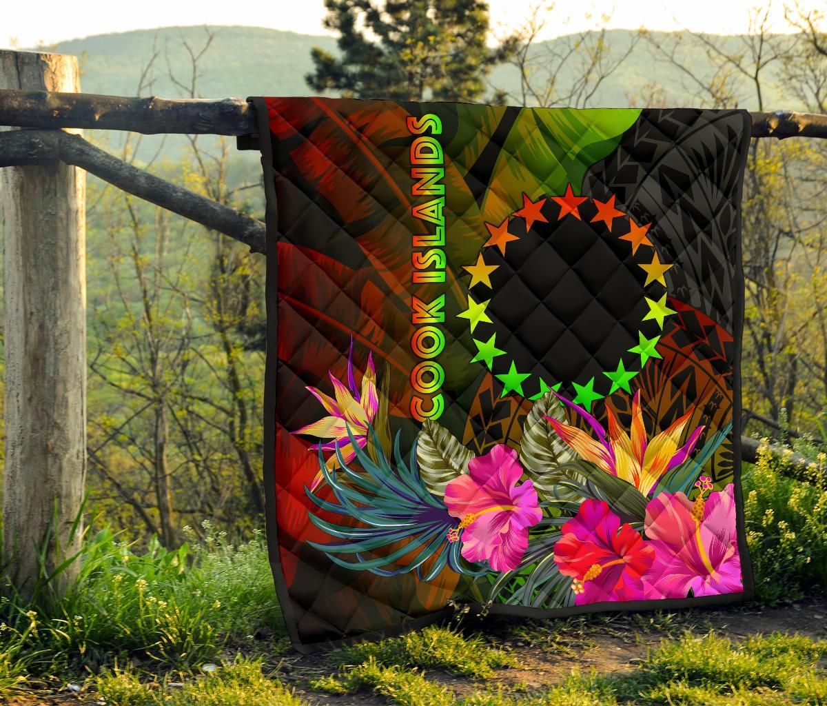 Cook Islands Polynesian Premium Quilt -  Hibiscus and Banana Leaves