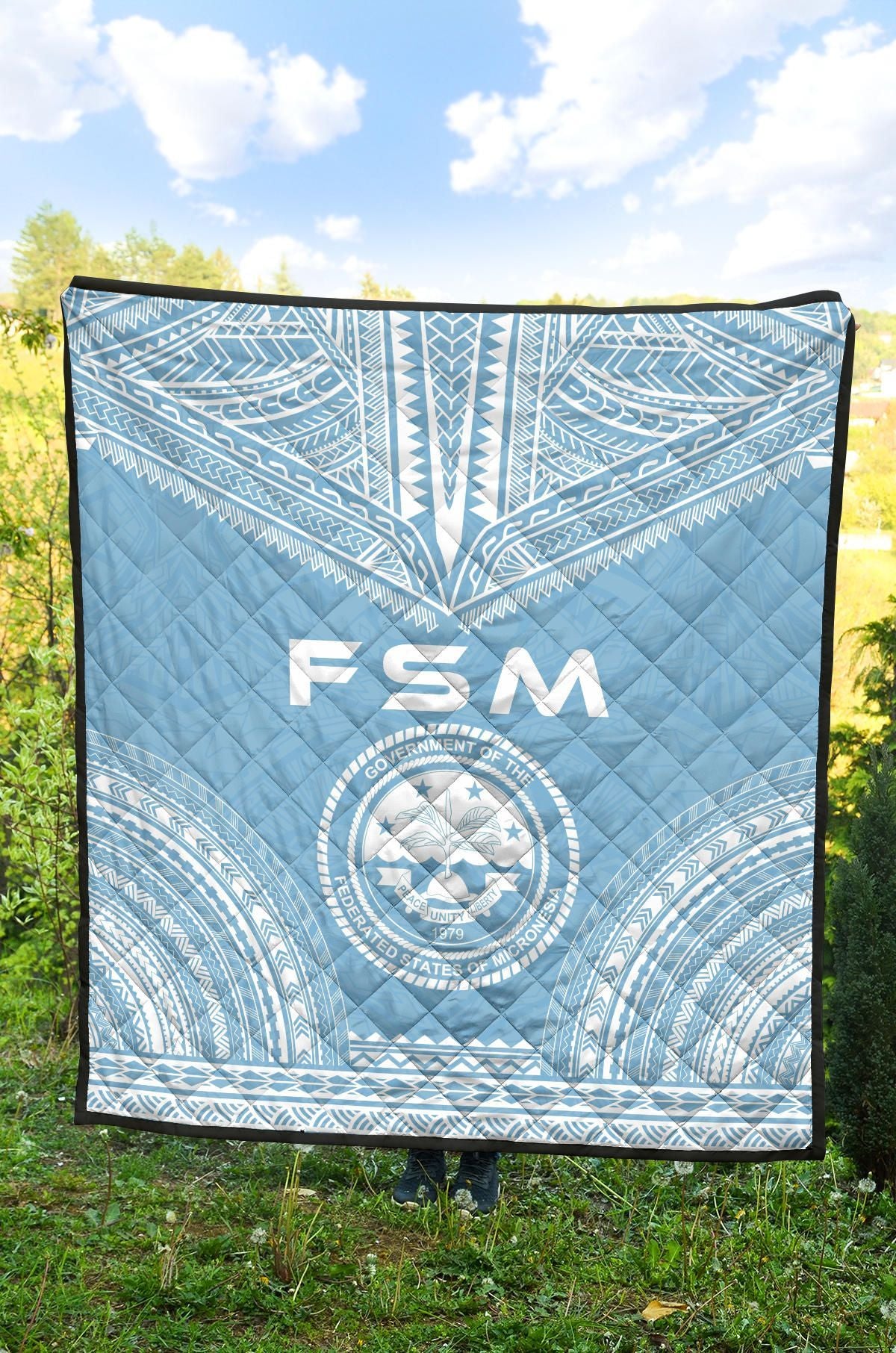 Federated States Of Micronesia Premium Quilt - FSM Seal Polynesian Chief Light Blue Version