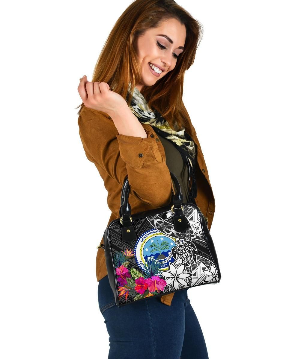 Federated States Of Micronesia Shoulder Handbag - Turtle Plumeria Banana Leaf