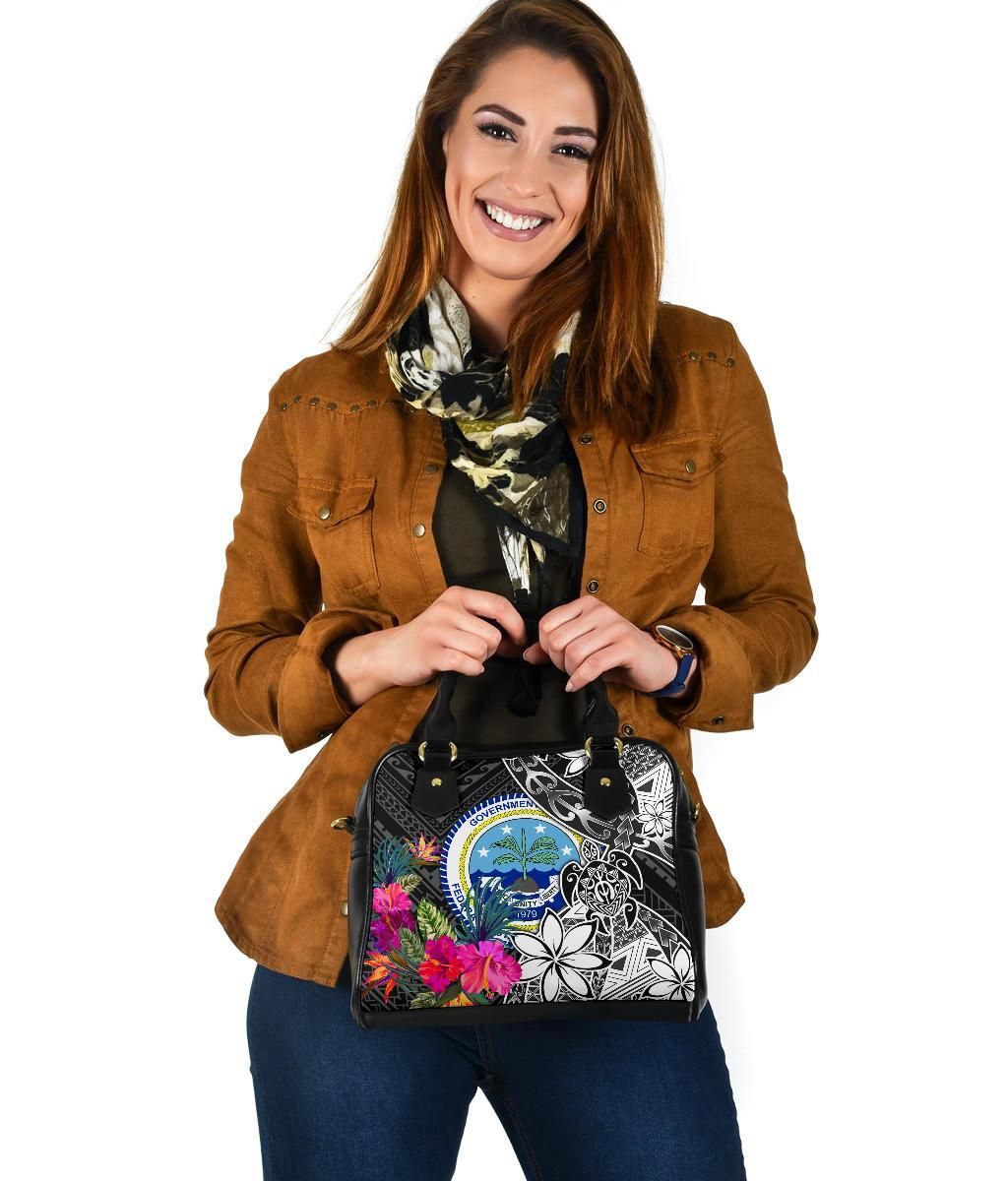 Federated States Of Micronesia Shoulder Handbag - Turtle Plumeria Banana Leaf