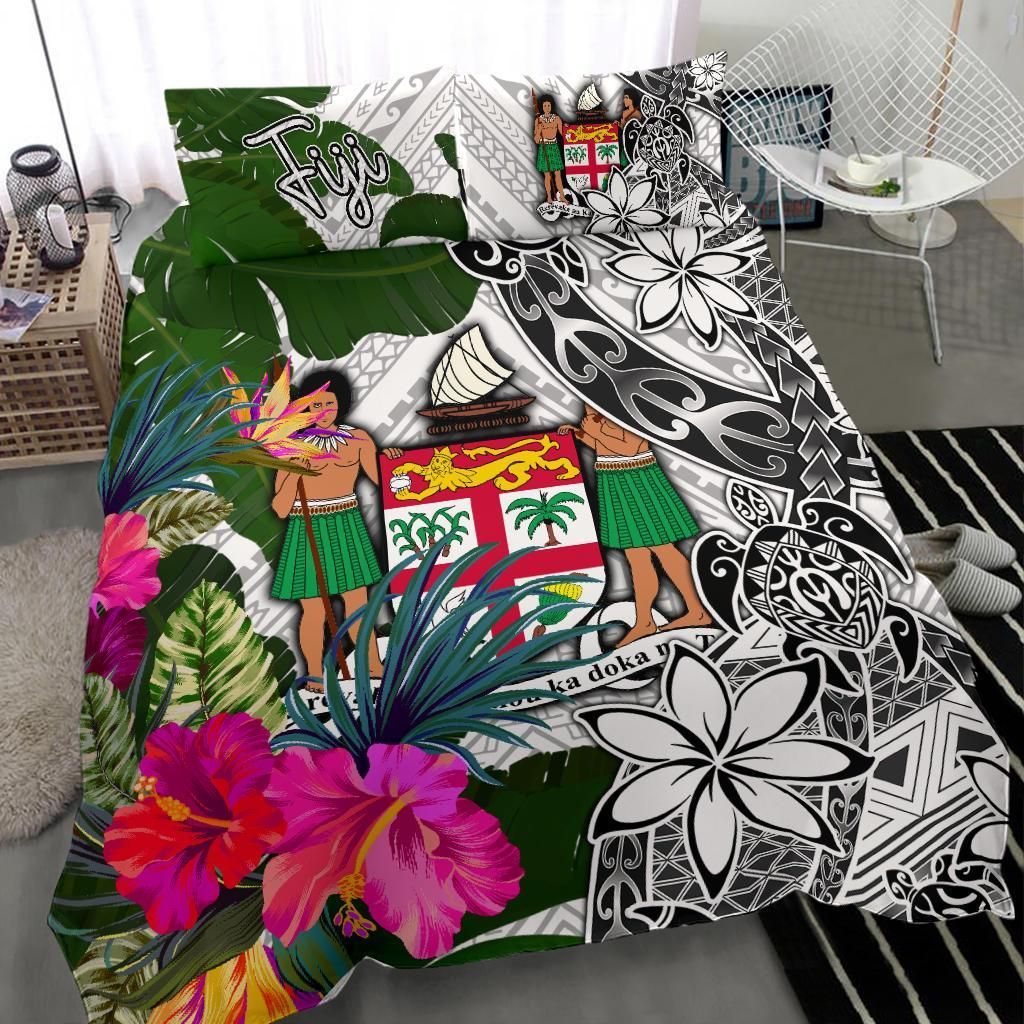 Fiji Bedding Set White - Turtle Plumeria Banana Leaf Crest