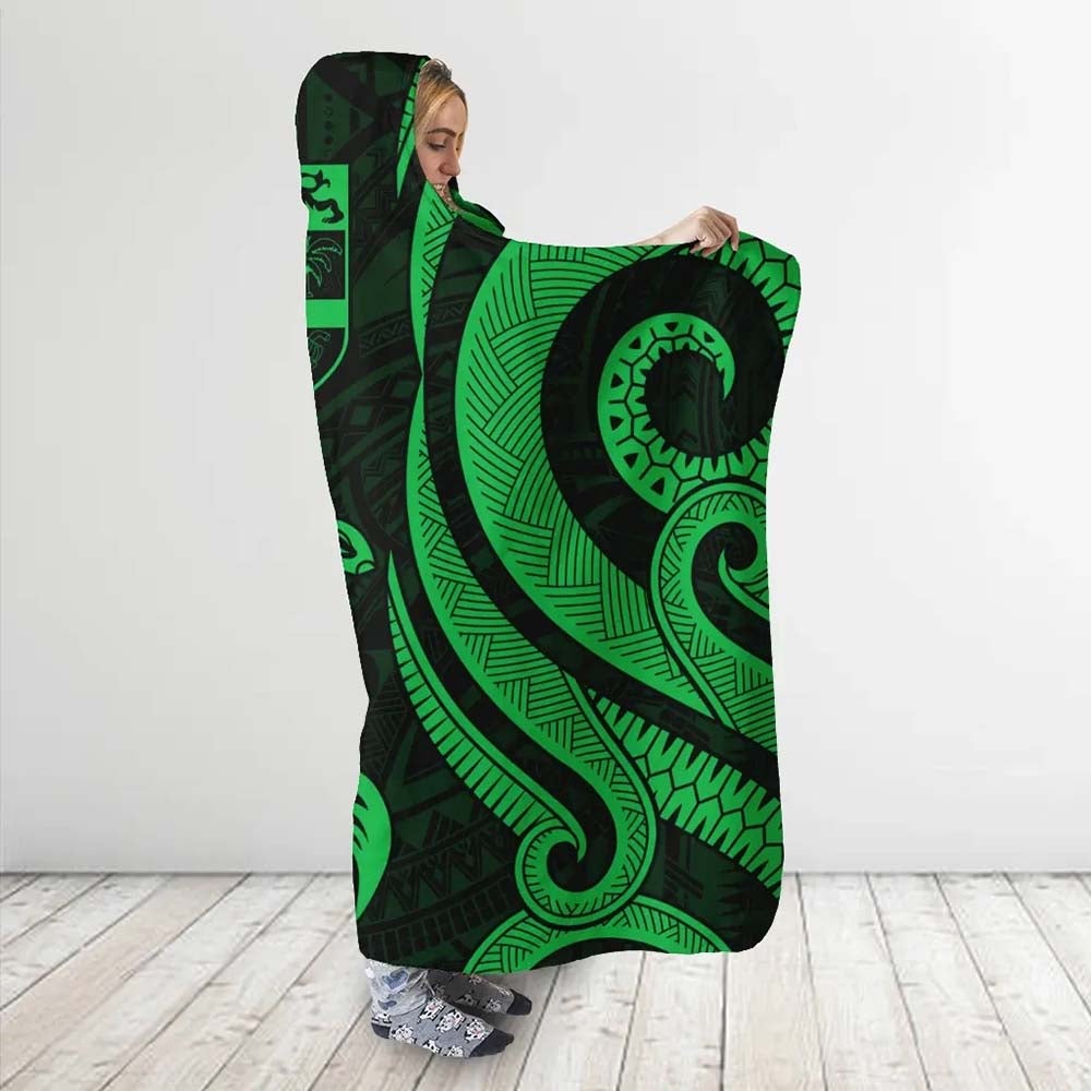 Fiji Hooded Blanket - Green Tentacle Turtle