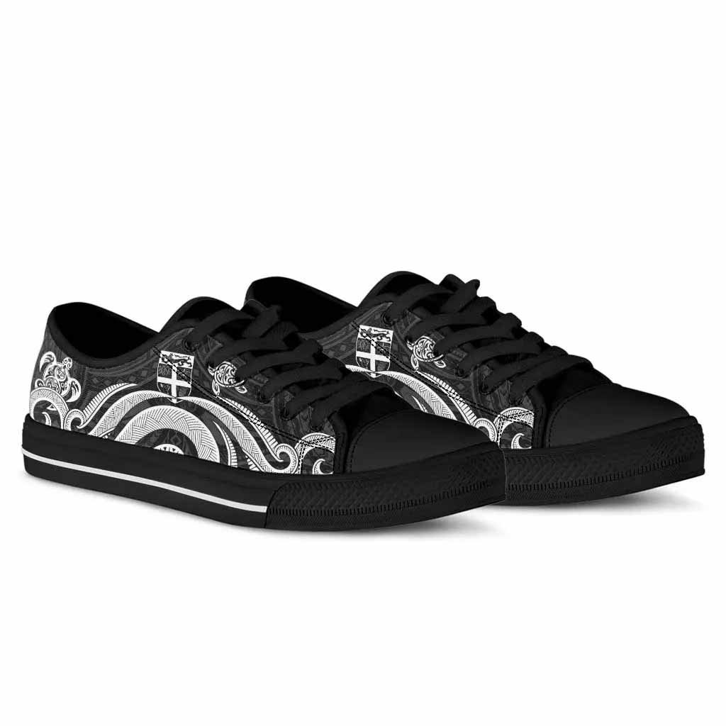 Fiji Low Top Canvas Shoes - White Tentacle Turtle