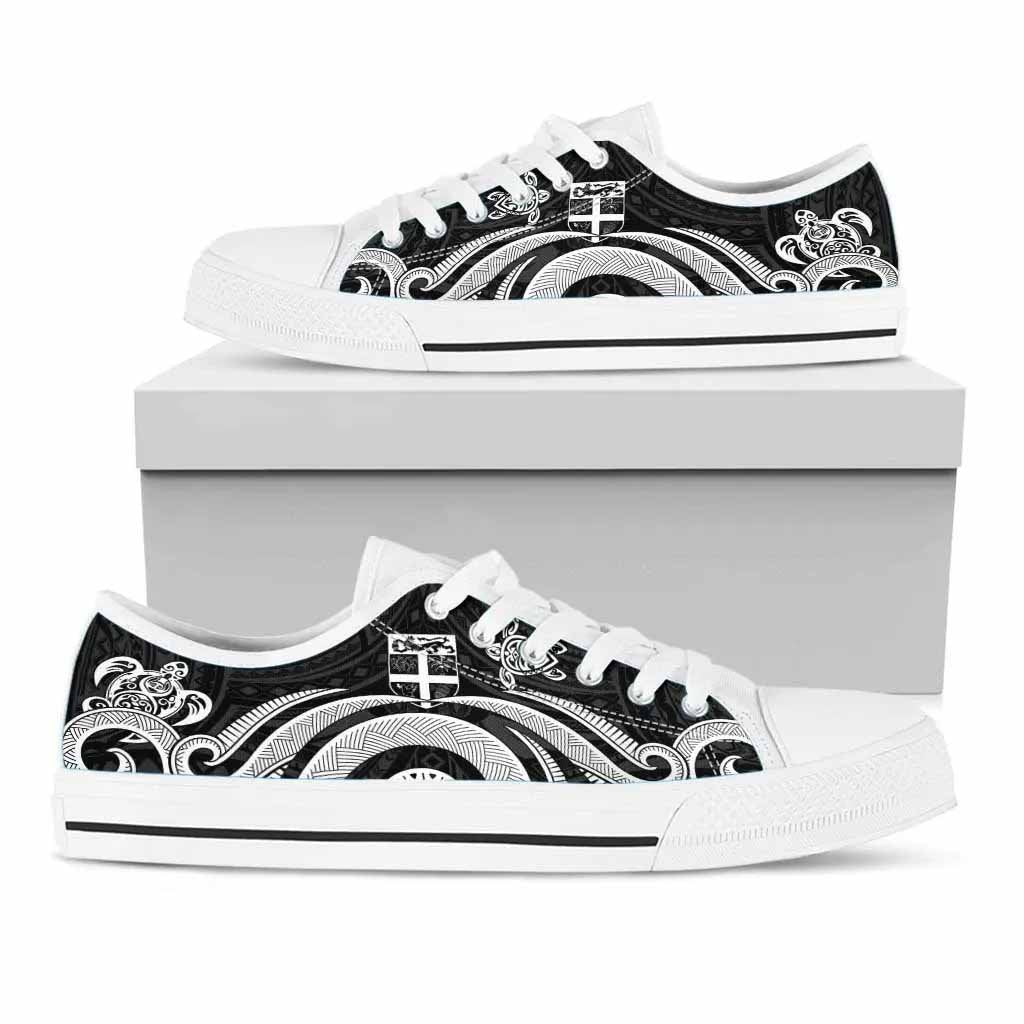 Fiji Low Top Canvas Shoes - White Tentacle Turtle
